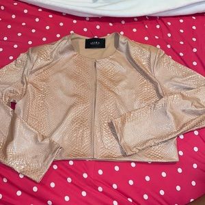 Cropped Blazer